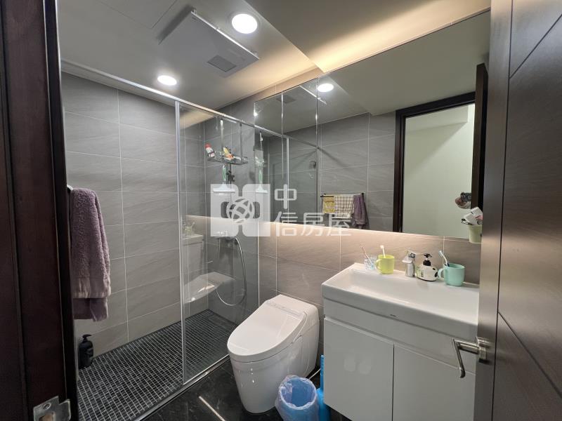 國雄文心一號三房平車房屋室內格局與周邊環境