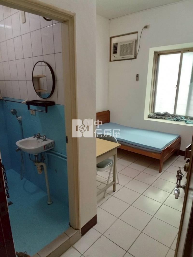 近勤益8套房收租透天房屋室內格局與周邊環境