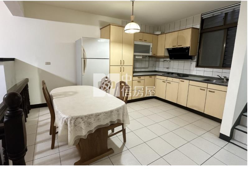 南勢重劃區稀有美別墅房屋室內格局與周邊環境