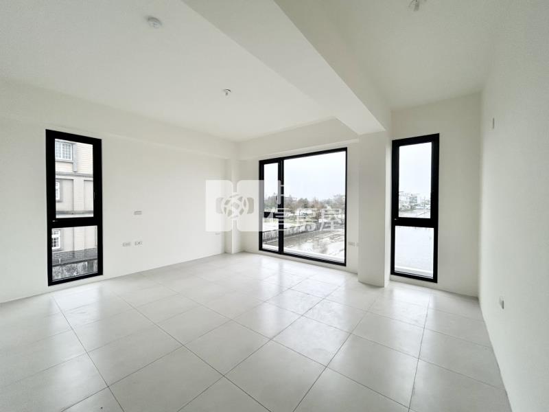 壯圍近中道百坪質感電梯農舍房屋室內格局與周邊環境