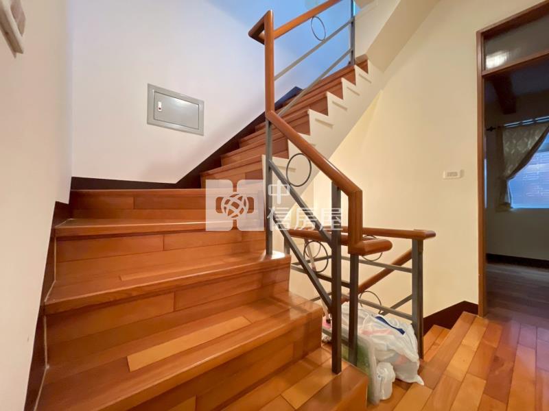 過嶺鄉根雙車美別墅房屋室內格局與周邊環境