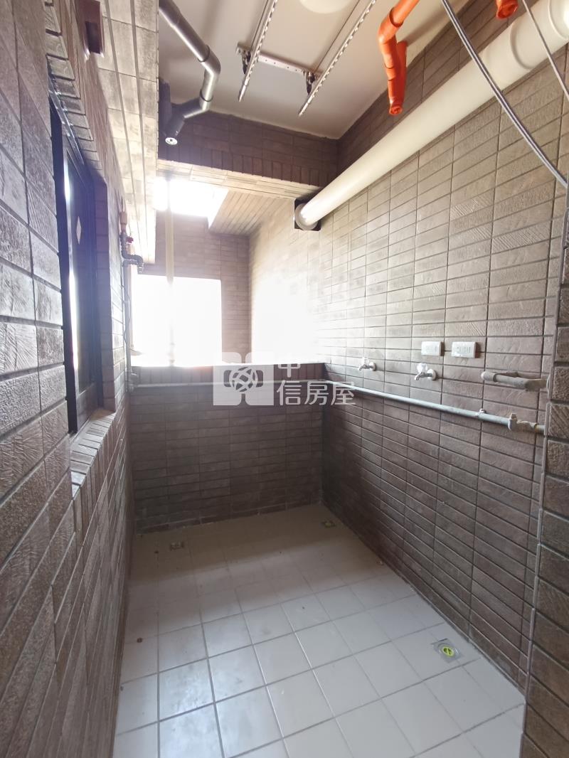 【奔馳】全新景觀佳昕昕境房屋室內格局與周邊環境