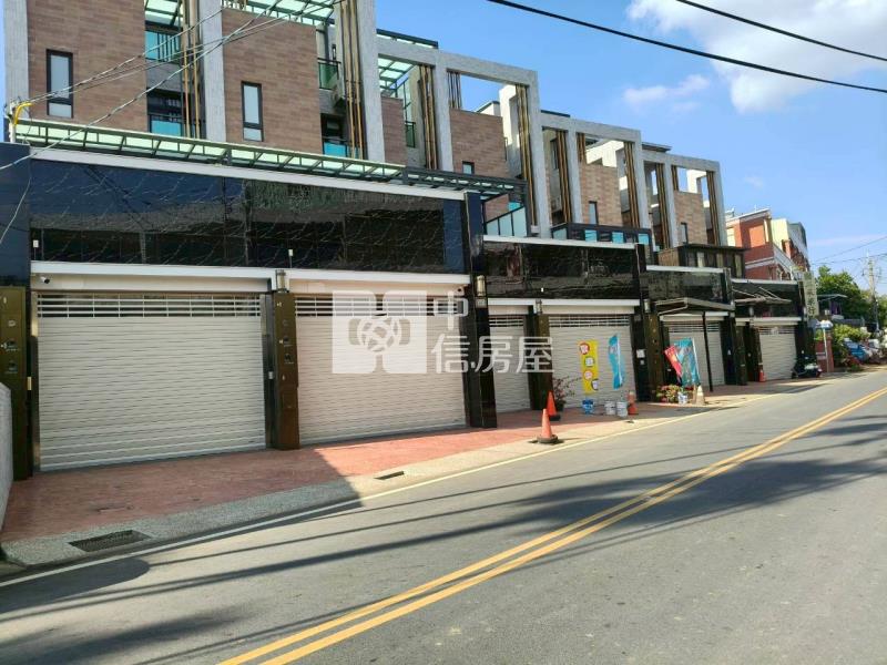 南投八卦路旁車庫別墅房屋室內格局與周邊環境