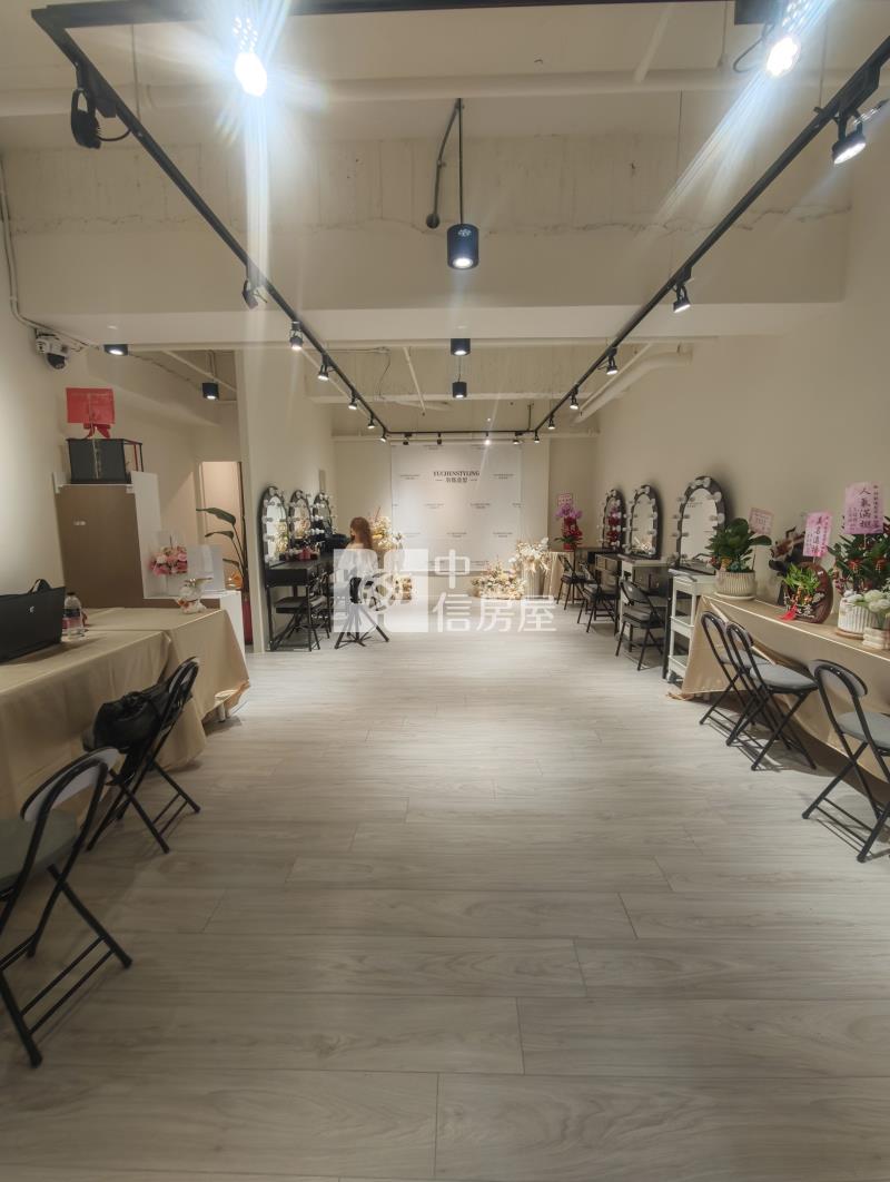 (中悅桂冠)全新整理三房+平面車位房屋室內格局與周邊環境