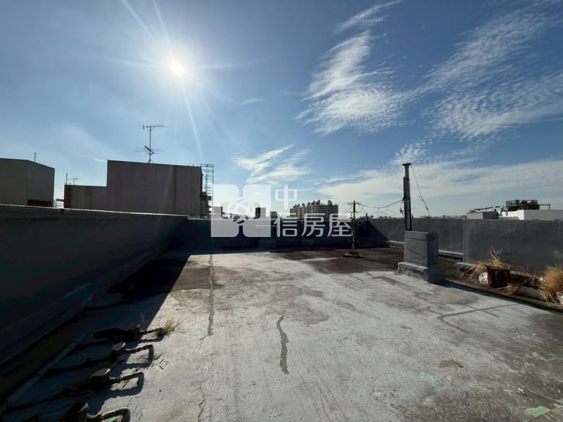 欠修理健康寓房屋室內格局與周邊環境