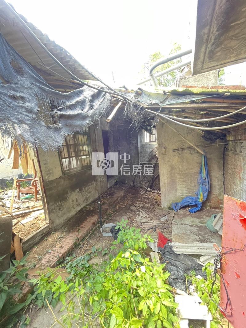 專任臨路需整理邊間平房房屋室內格局與周邊環境