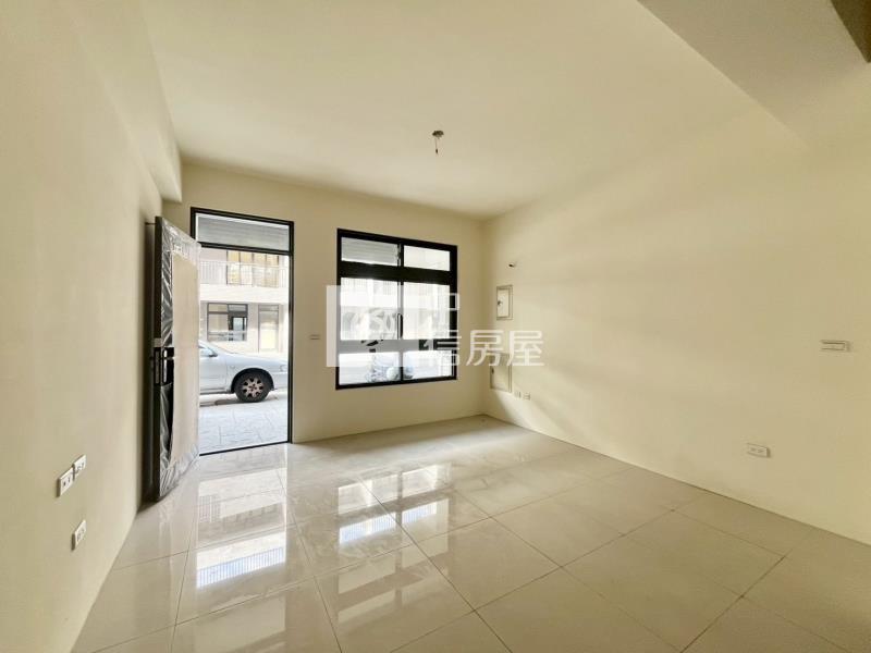 頭份市區旁全新前庭美透天房屋室內格局與周邊環境