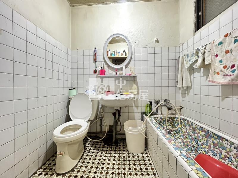 巷弄平房房屋室內格局與周邊環境