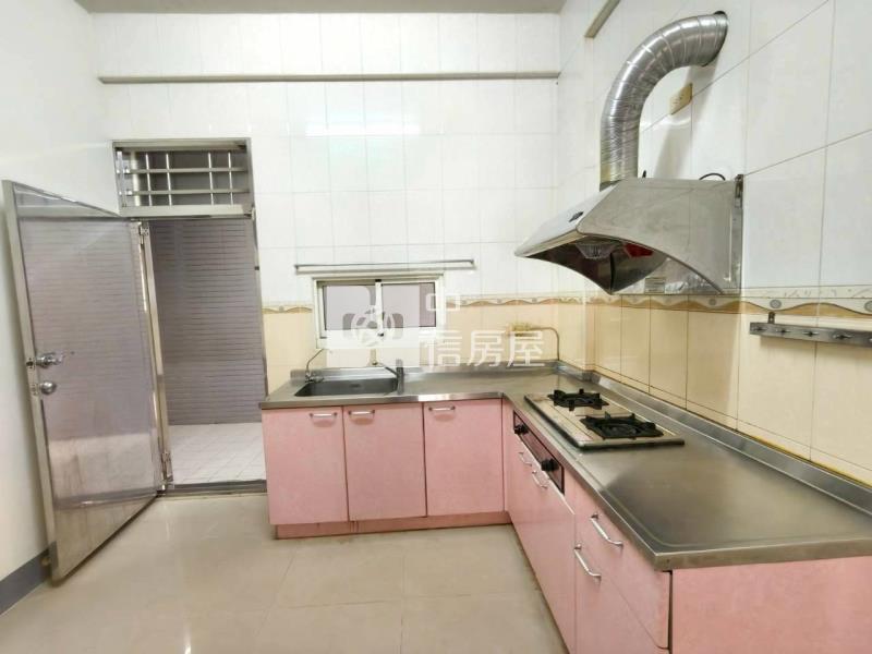 斗六重光路大地坪美別墅房屋室內格局與周邊環境