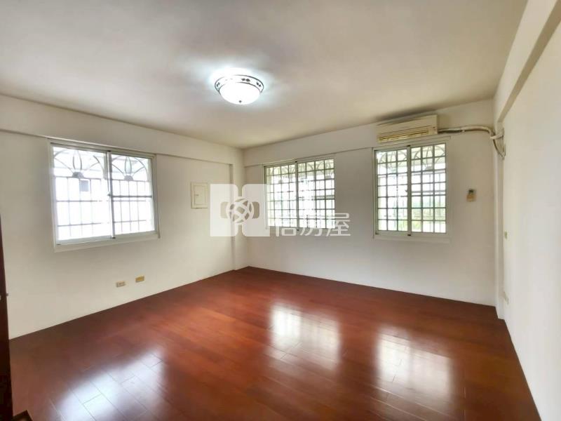 斗六重光路大地坪美別墅房屋室內格局與周邊環境