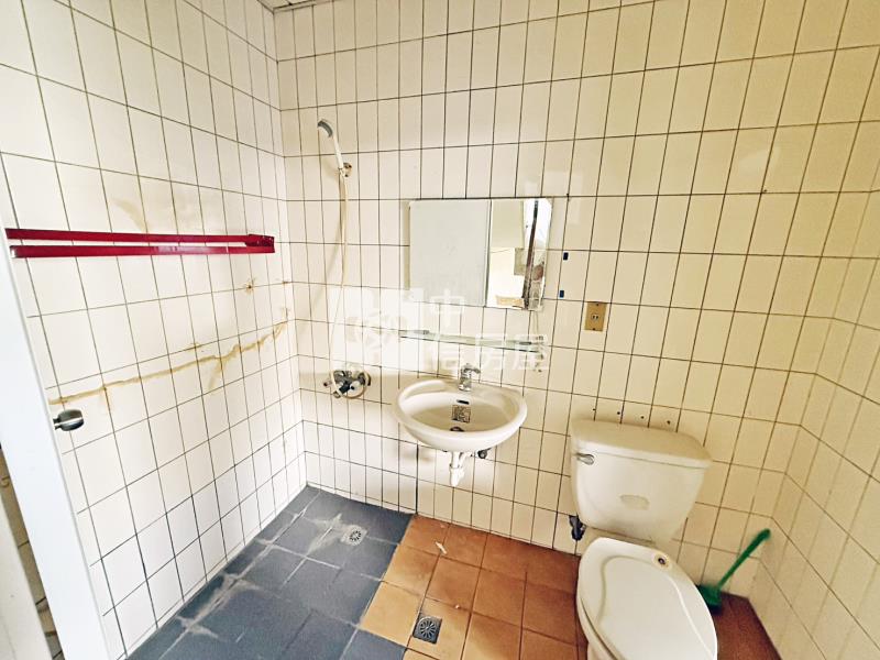 興安路低總價透天房屋室內格局與周邊環境