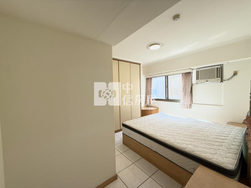 西區忠孝國小採光美三房平車（專任）房屋室內格局與周邊環境