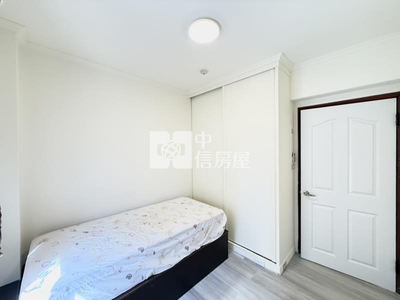 西區忠孝國小採光美三房平車（專任）房屋室內格局與周邊環境