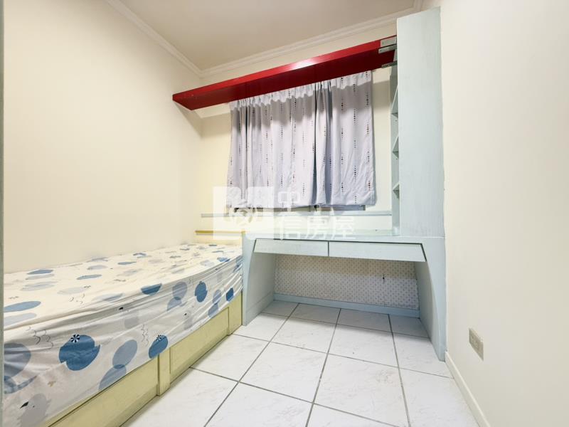 西區忠孝國小採光美三房平車（專任）房屋室內格局與周邊環境