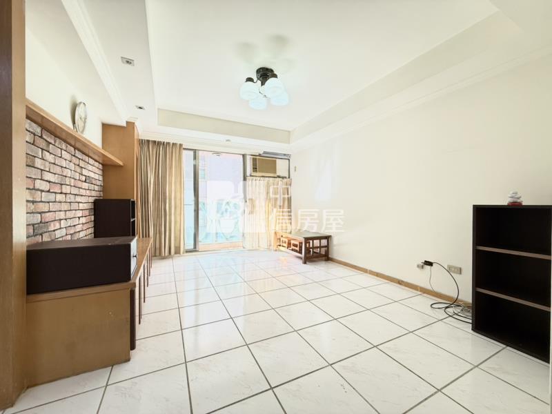 西區忠孝國小採光美三房平車（專任）房屋室內格局與周邊環境