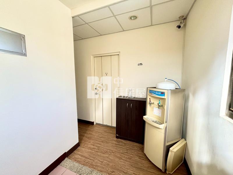 東海收租透套雙店面收租聖品房屋室內格局與周邊環境