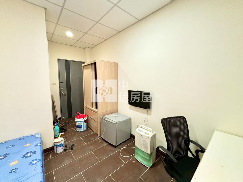 東海收租透套雙店面收租聖品房屋室內格局與周邊環境