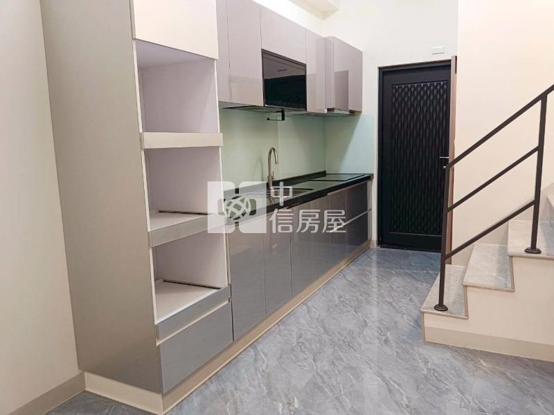 仁武全新大地坪車墅房屋室內格局與周邊環境