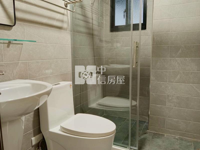 仁武全新大地坪車墅房屋室內格局與周邊環境