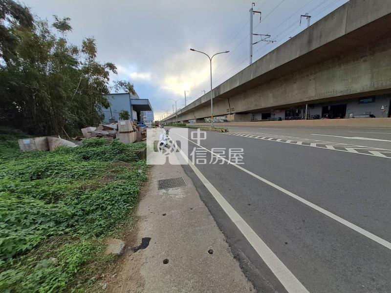 正40米路倉儲.物流+(鋼構建照)交通用地房屋室內格局與周邊環境