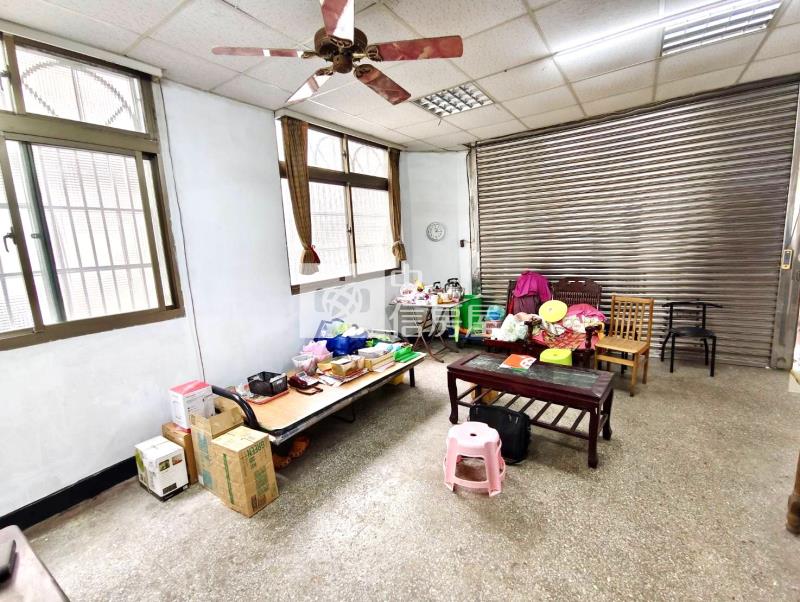 內壢精華地段忠孝商圈三角窗透店房屋室內格局與周邊環境