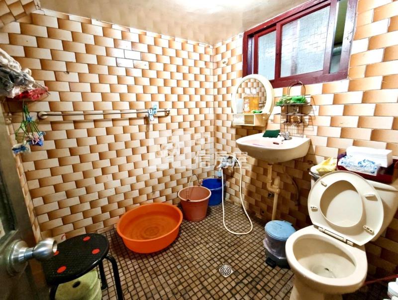 內壢精華地段忠孝商圈三角窗透店房屋室內格局與周邊環境