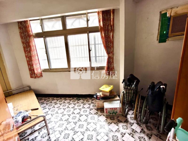 內壢精華地段忠孝商圈三角窗透店房屋室內格局與周邊環境