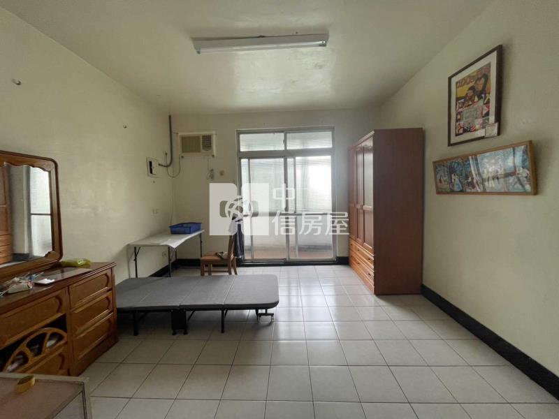 近楊梅中華汽車新江路大地坪7.4米大面寬透天房屋室內格局與周邊環境