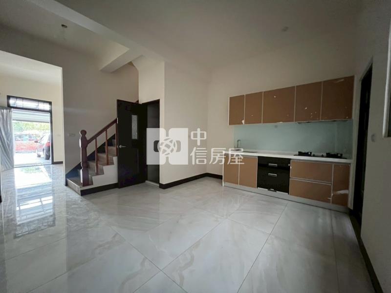 朴子醫院旁全新別墅房屋室內格局與周邊環境