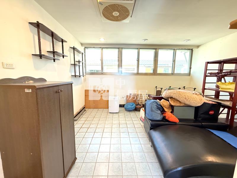 11期大毅時代雙車美墅（專任）房屋室內格局與周邊環境