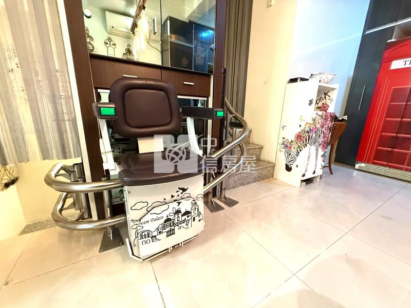 11期大毅時代雙車美墅（專任）房屋室內格局與周邊環境