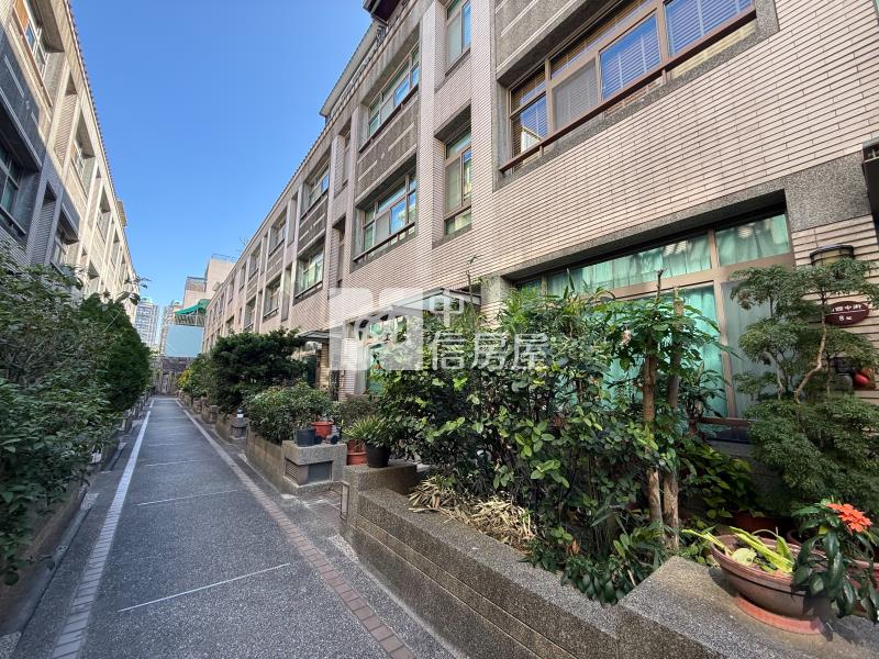 11期大毅時代雙車美墅（專任）房屋室內格局與周邊環境