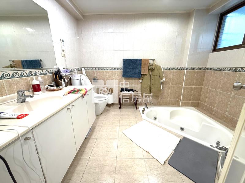 11期大毅時代雙車美墅（專任）房屋室內格局與周邊環境