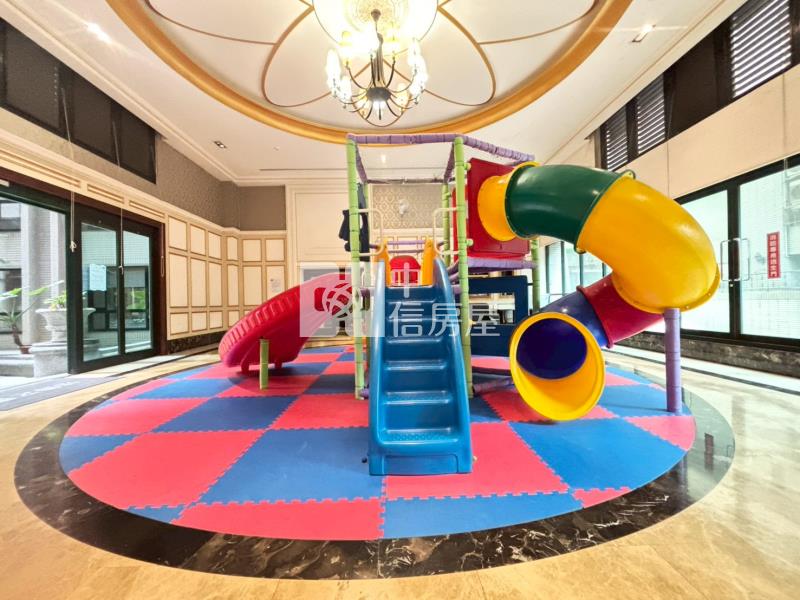 法國之星3房車房屋室內格局與周邊環境