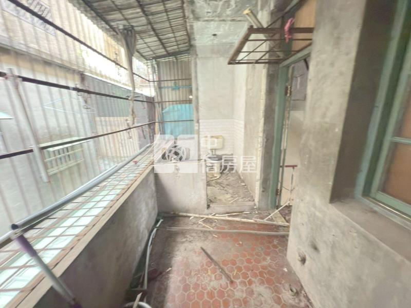 平鎮忠貞國小正龍南路店面房屋室內格局與周邊環境