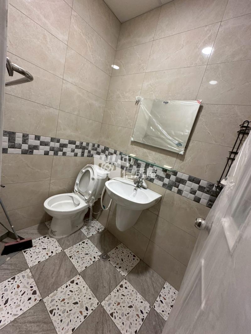 竹興國小附近全新整修美透天房屋室內格局與周邊環境