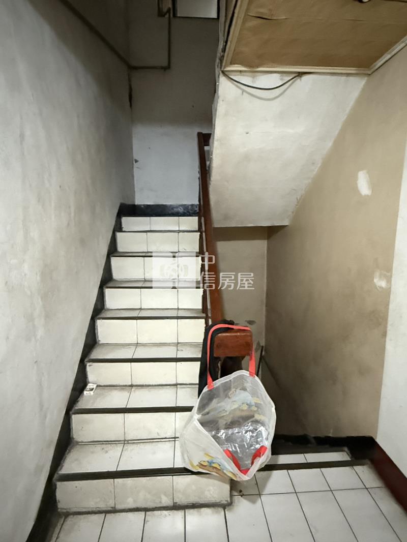 1I92大溪介壽路黃金透天店面房屋室內格局與周邊環境