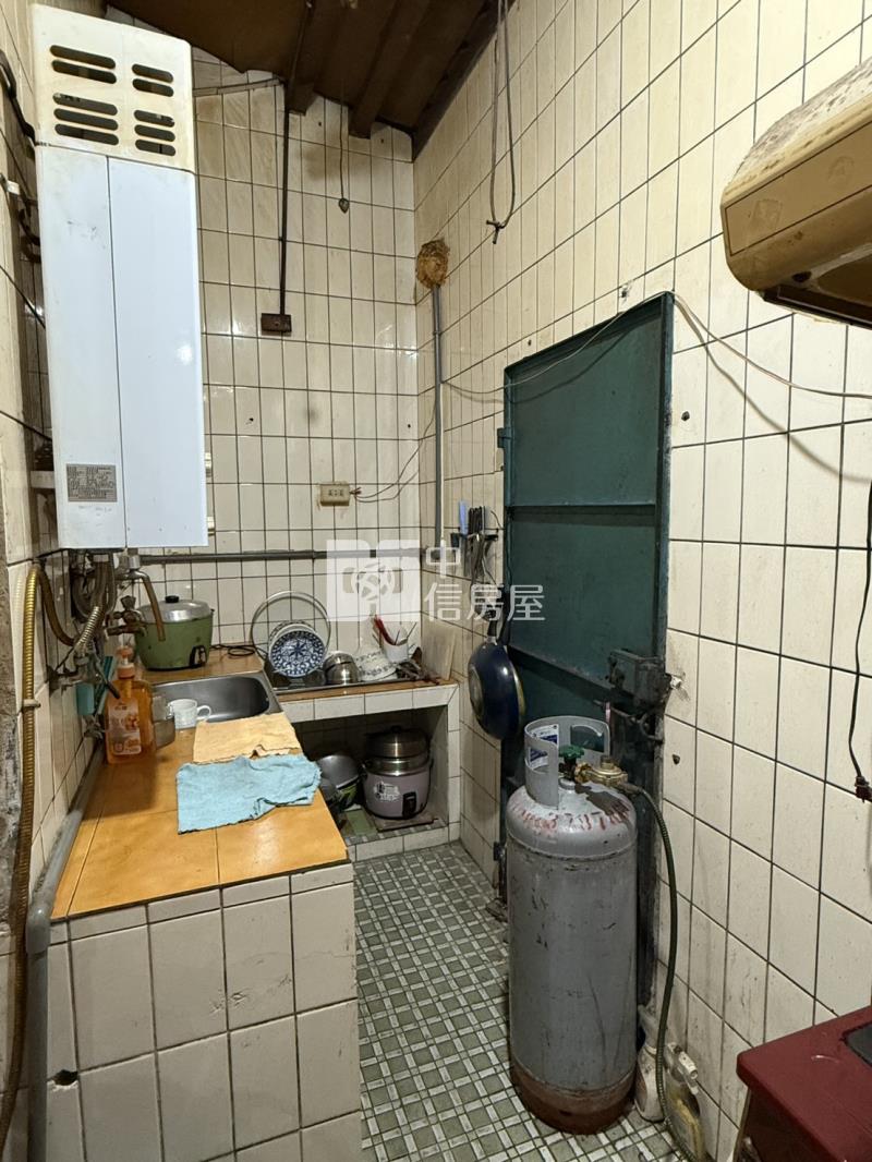 1I92大溪介壽路黃金透天店面房屋室內格局與周邊環境