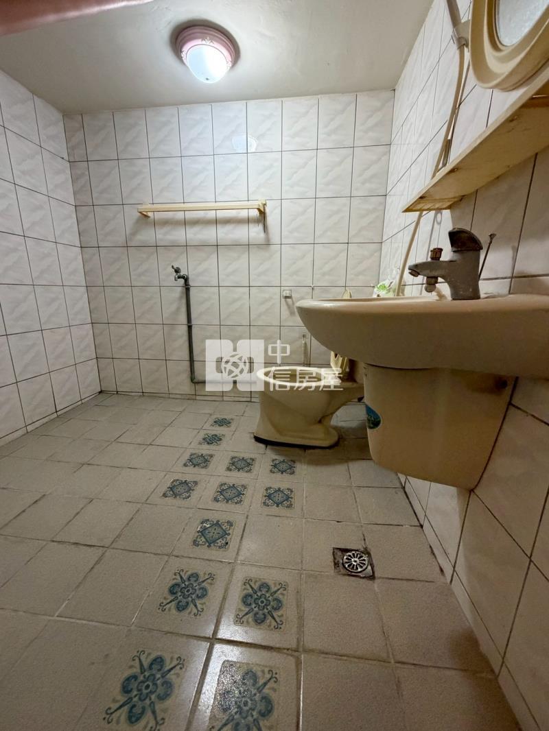 古坑市區美別墅房屋室內格局與周邊環境