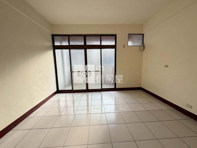 古坑市區美別墅房屋室內格局與周邊環境