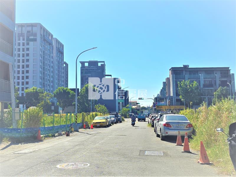 單元十二南興公園旁優質建地房屋室內格局與周邊環境