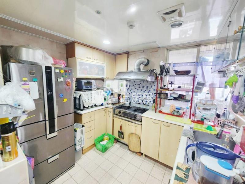 【新世紀】中正公園.將像景觀大3+1房+大車位房屋室內格局與周邊環境