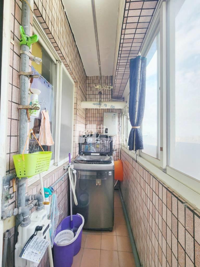 【新世紀】中正公園.將像景觀大3+1房+大車位房屋室內格局與周邊環境