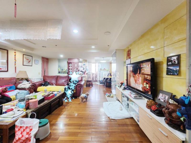 【新世紀】中正公園.將像景觀大3+1房+大車位房屋室內格局與周邊環境