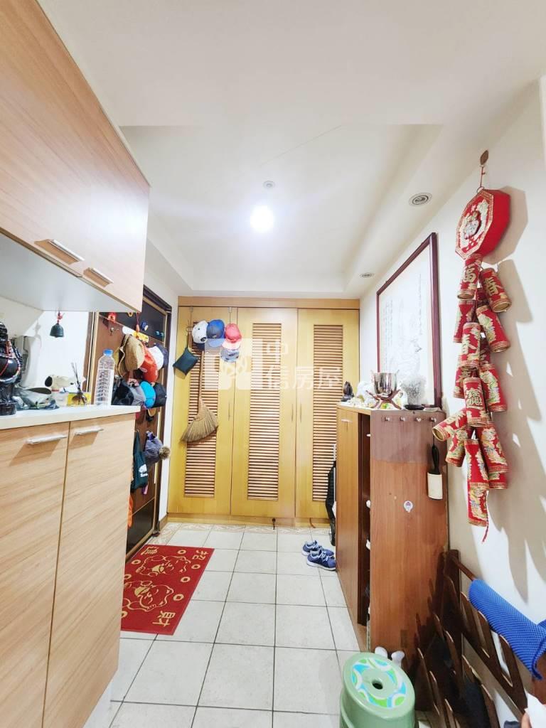 【新世紀】中正公園.將像景觀大3+1房+大車位房屋室內格局與周邊環境