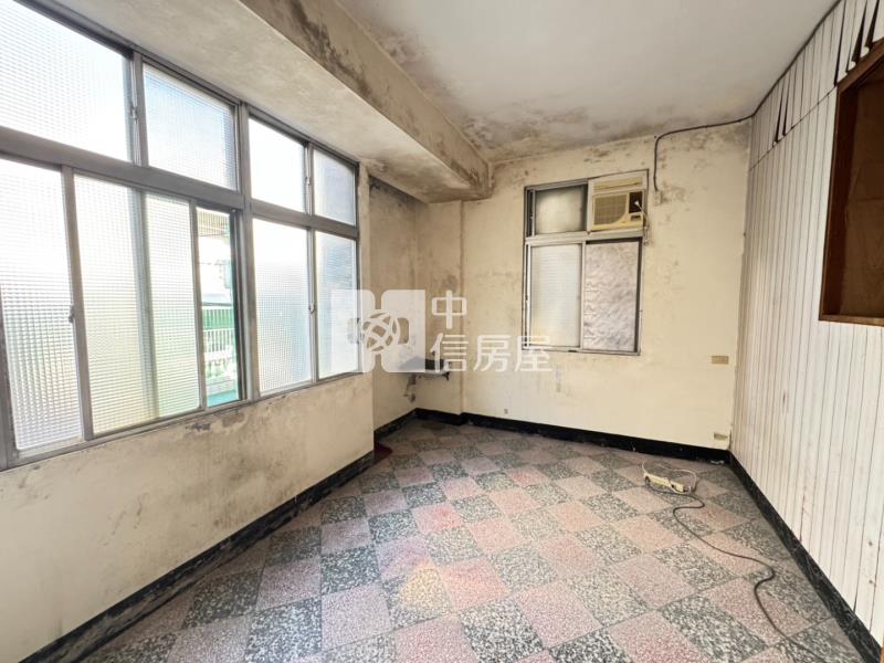 近捷運G04美透天房屋室內格局與周邊環境