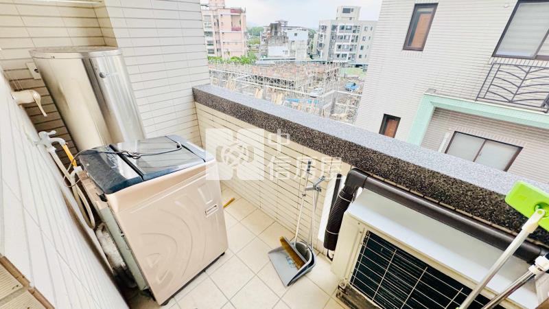 礁溪龍潭平面車位2+1房房屋室內格局與周邊環境