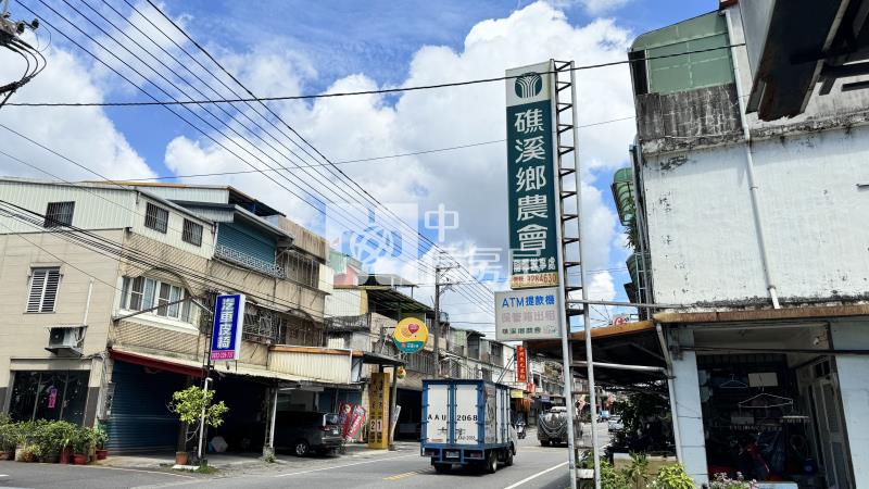 礁溪龍潭平面車位2+1房房屋室內格局與周邊環境