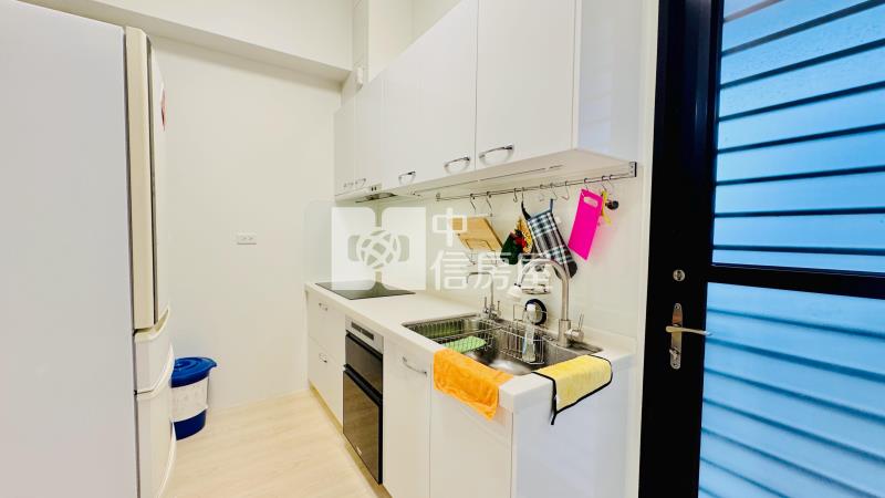 礁溪龍潭平面車位2+1房房屋室內格局與周邊環境