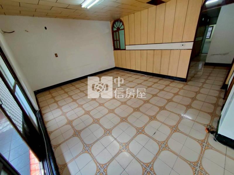 桃園愛國街大三房公寓房屋室內格局與周邊環境